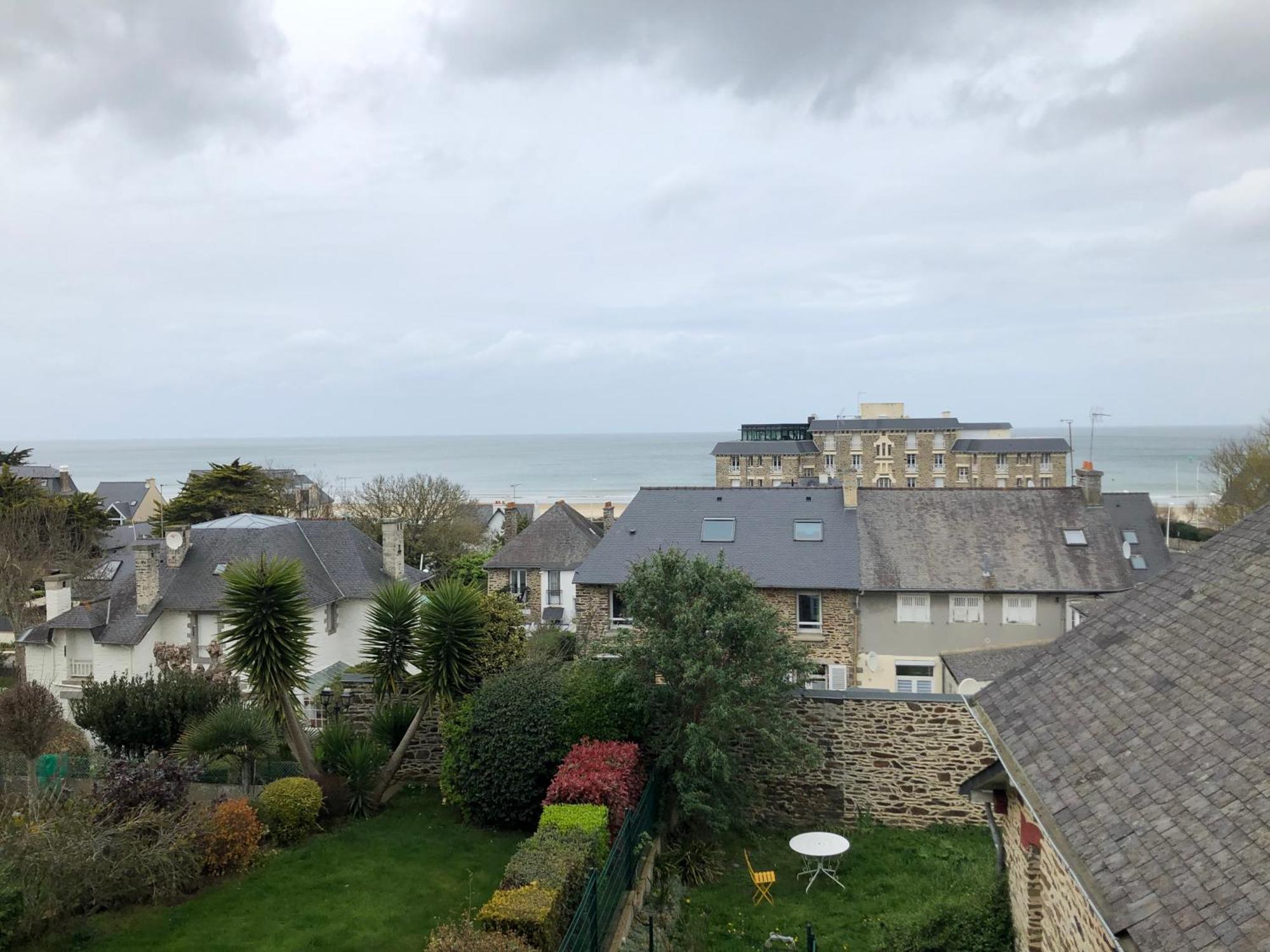 Appartement Vue Sur Mer Plérin Exteriör bild